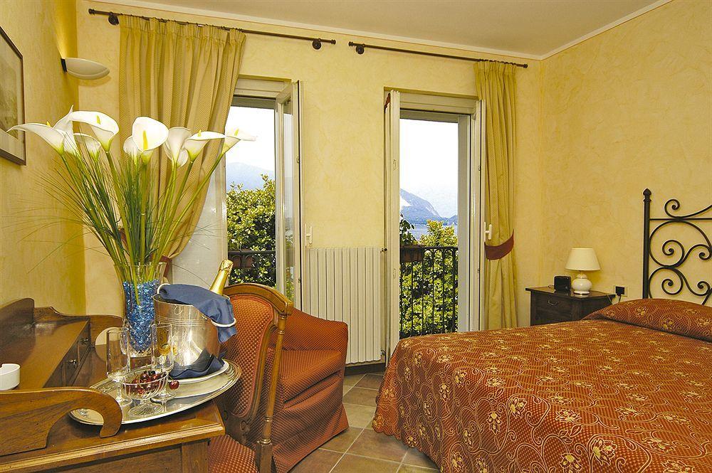Hotel Aquadolce Verbania Exterior photo